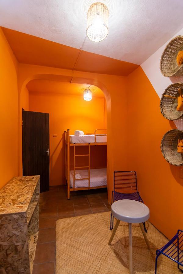 Why Not Hotel Antigua Екстериор снимка