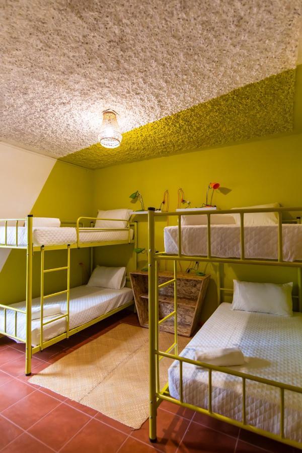 Why Not Hotel Antigua Екстериор снимка