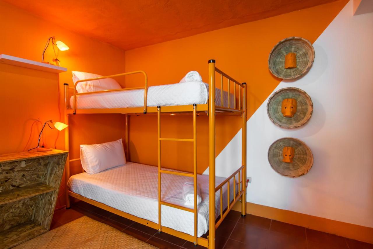 Why Not Hotel Antigua Екстериор снимка