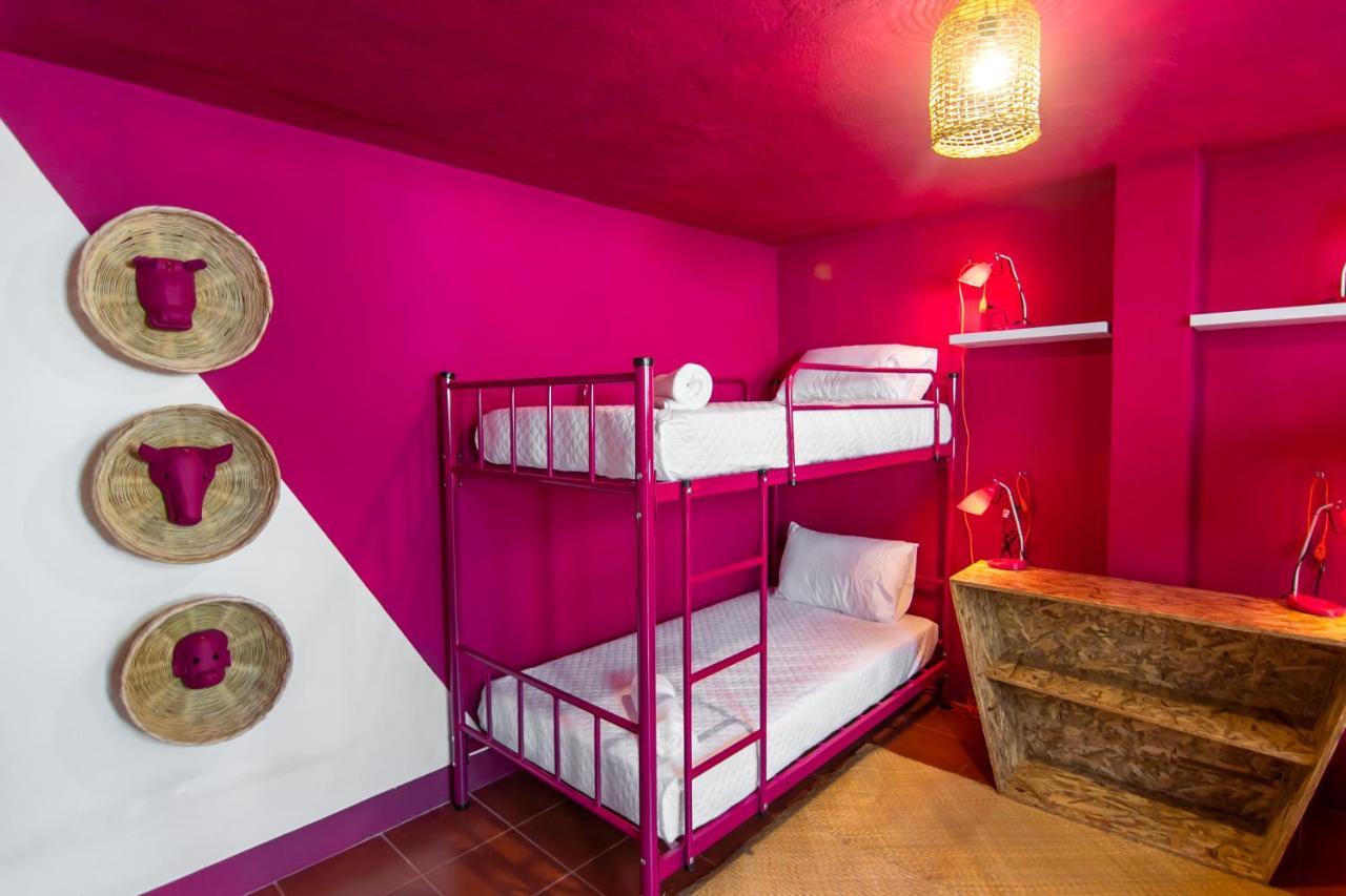 Why Not Hotel Antigua Екстериор снимка
